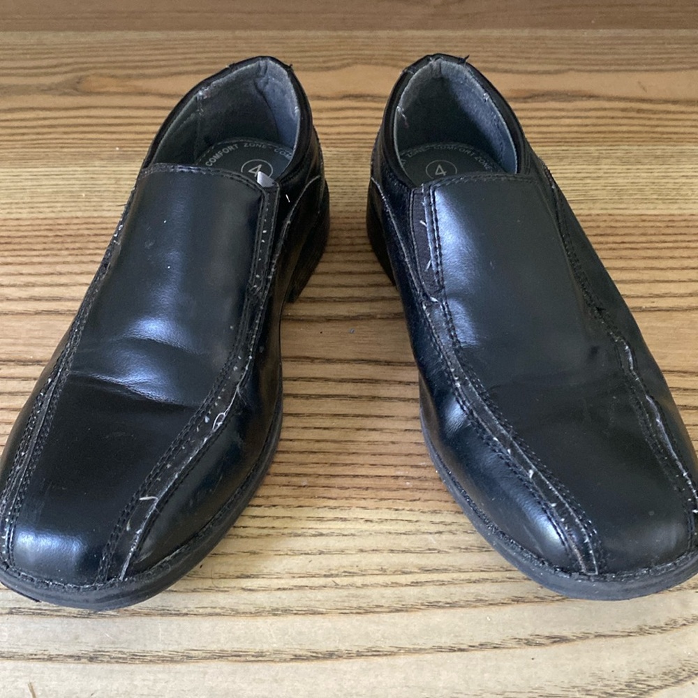 Cherokee boys black dress shoes size 4